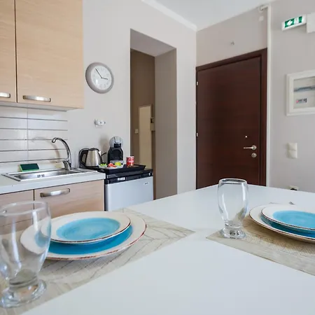 Cozy 1 Bedroom In Center * Zakintos
